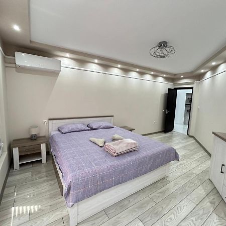 Apartament Deluxe Karina-Free Parking Burgas City Exteriér fotografie